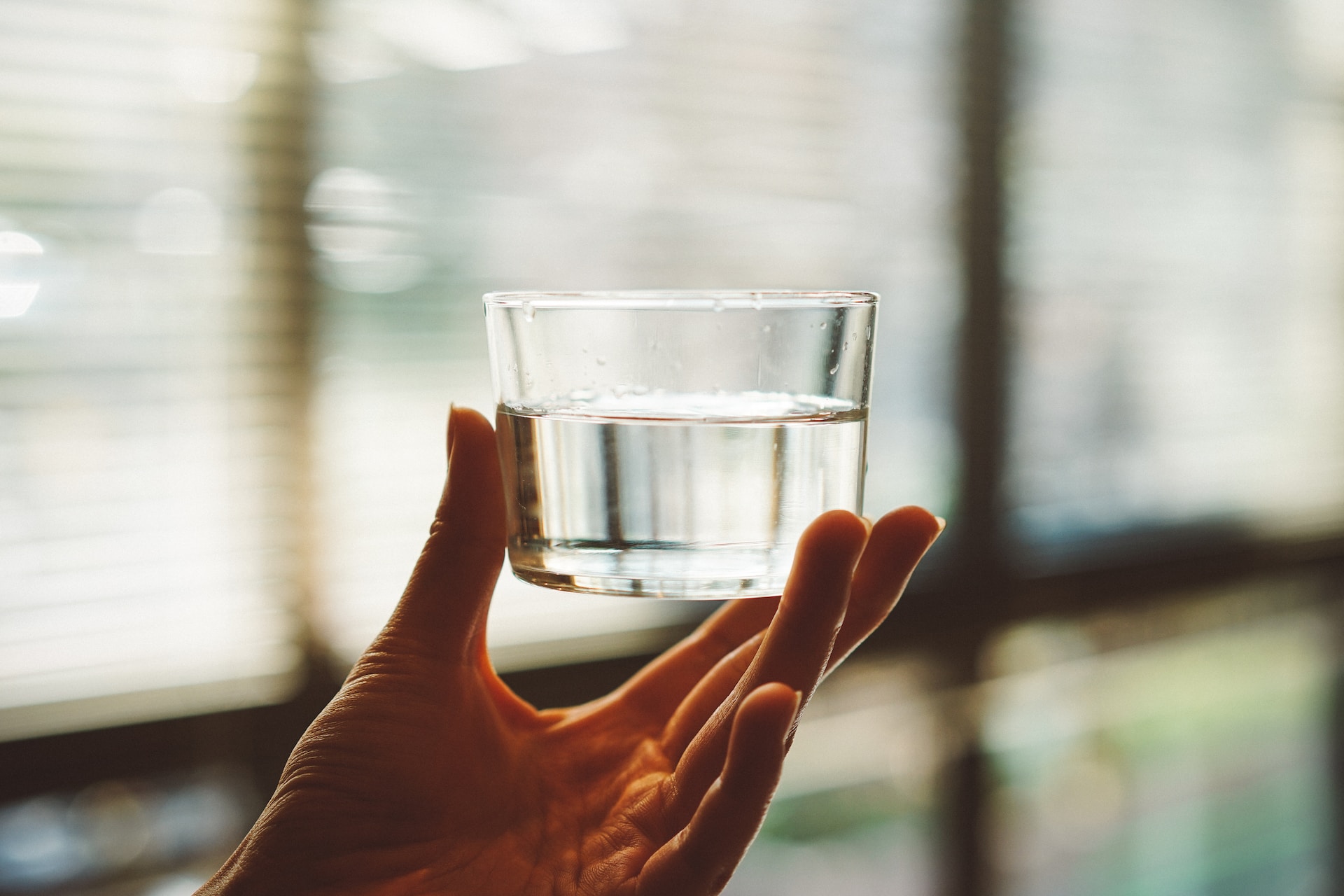 Alkaline Water: Unveiling the Benefits and Risks